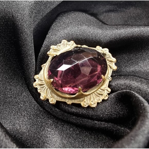 Antique Early XX Century Ornate Gold-Tone Brooch With Faceted Purple Glass - Picture 2 of 5